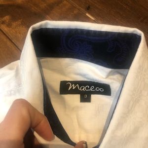 Maceoo men’s white and blue dress shirt